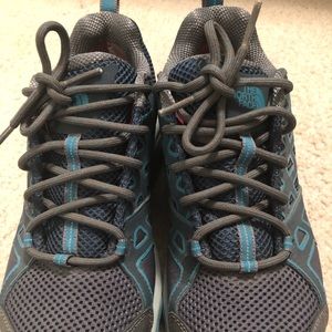 The NorthFace Gore-Tex Hiking Sneaker size 6.5